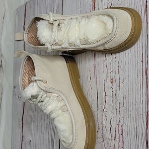 COLE HAAN Cream Cozy Fur Accents Boots Size 7.5